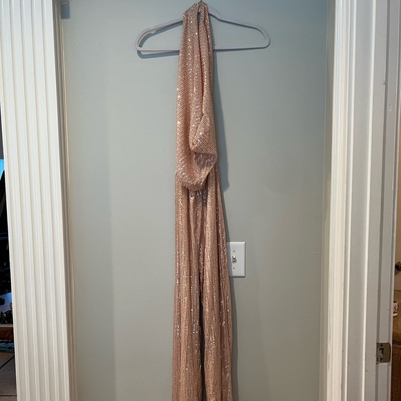 COPY - NWT Rose Gold Sequins Jumpsuit Draped Neck Size M - Picture 2 of 5